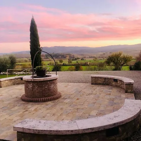 Cortile Del Pozzo Holiday home *